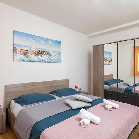 Beach Apartment Milena Stanici Bagian luar foto